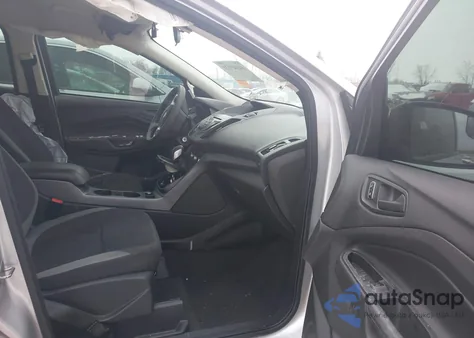 2014 Ford Escape S z USA, uszkodzony, nr VIN 1FMCU0F76EUA18410